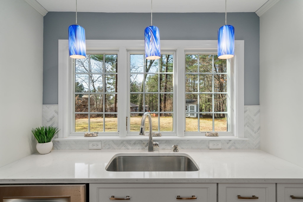 31 Marlyn Road Medfield, MA 02052 - Photo 15 of 36 Gallery Image 15