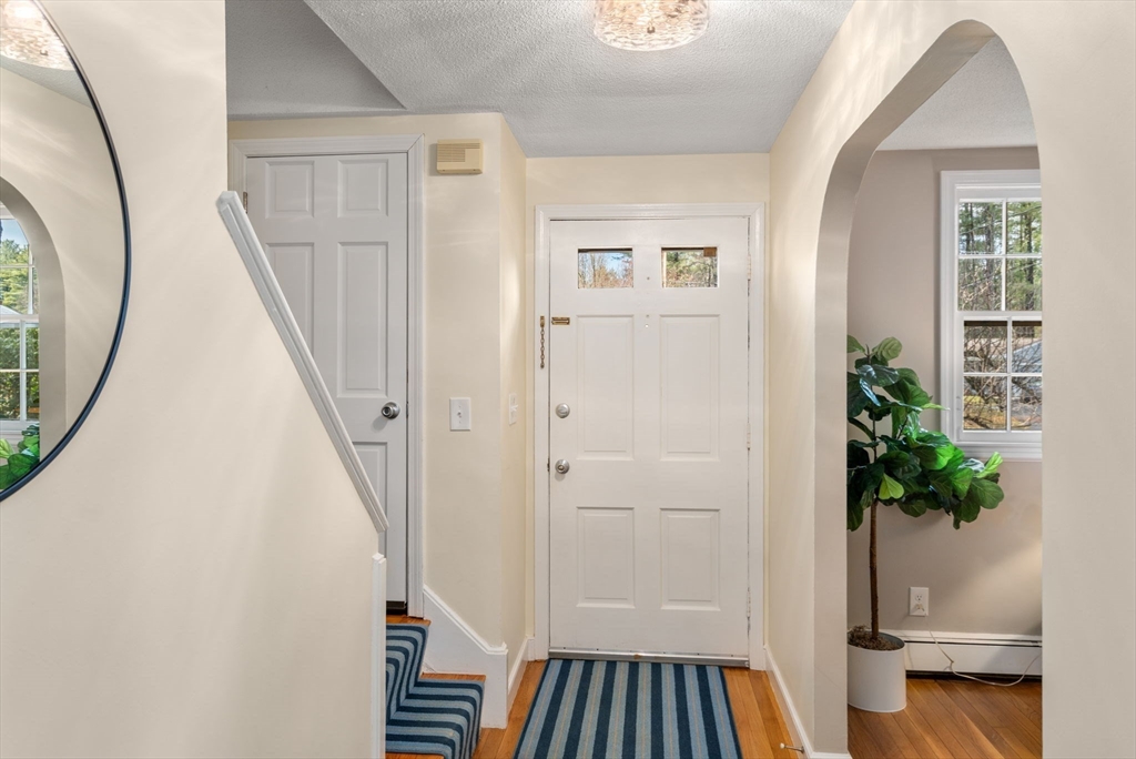 31 Marlyn Road Medfield, MA 02052 - Photo 3 of 36 Gallery Image 3