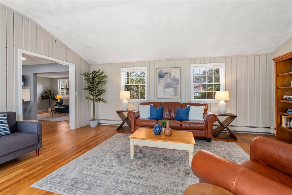 31 Marlyn Road Medfield, MA 02052 - Photo 8 of 36 Gallery Image 8