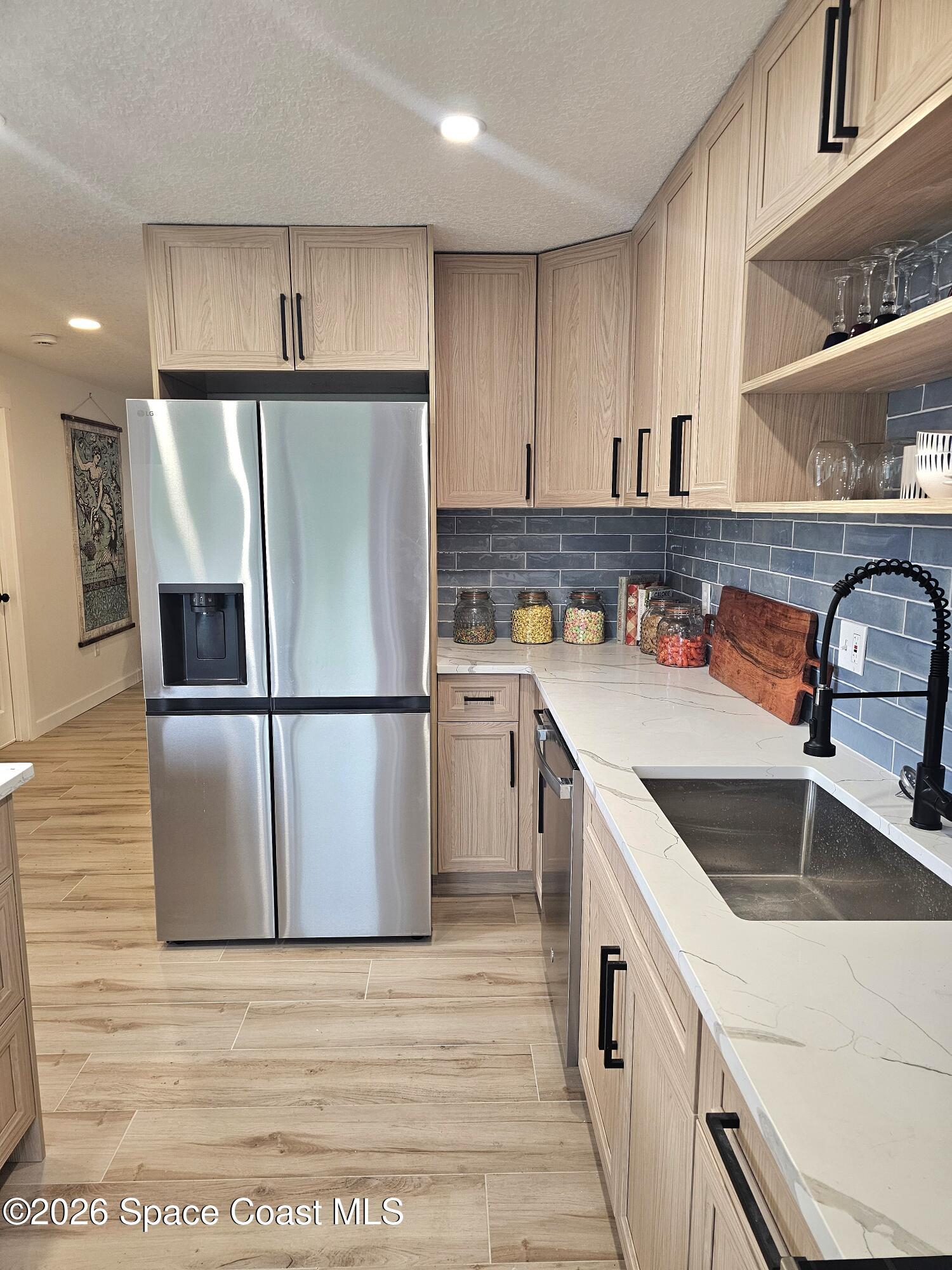 418 Count Street Melbourne, FL 32901 - Photo 7 of 17 Kitchen