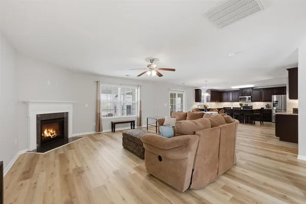 $379,900 | 240 Harlequin Drive, Moore, SC 29369