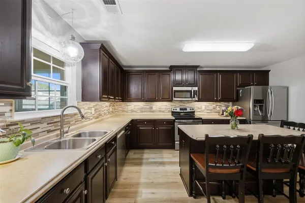 $379,900 | 240 Harlequin Drive, Moore, SC 29369