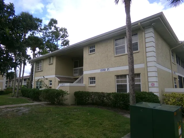 $1,750 | 1550 Southeast Royal Green Circle, Unit P203, Port St. Lucie, FL 34952