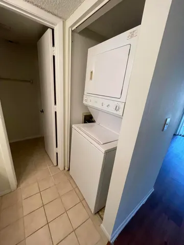 $1,750 | 1550 Southeast Royal Green Circle, Unit P203, Port St. Lucie, FL 34952