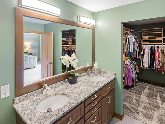 $600,000 | 6460 Fallbrook Road, Eden Prairie, MN 55344