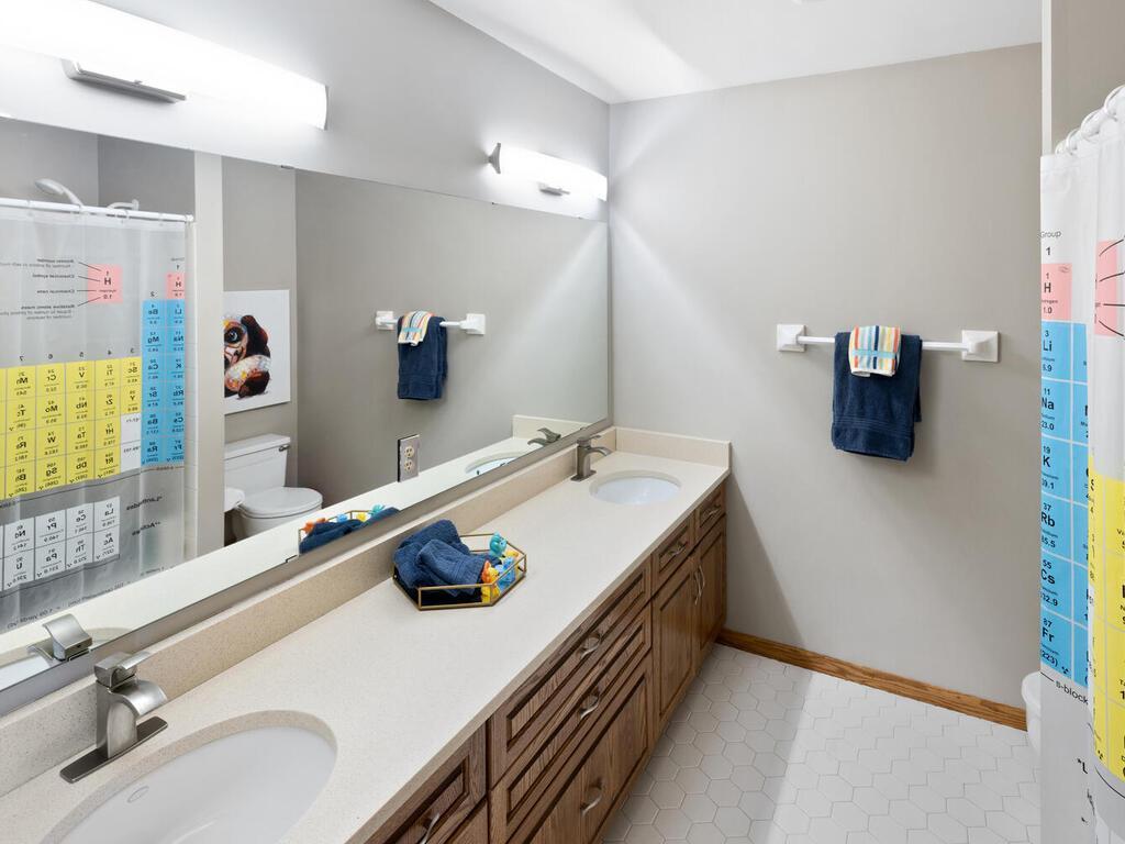 6460 Fallbrook Road Eden Prairie, MN 55344 - Photo 27 of 47