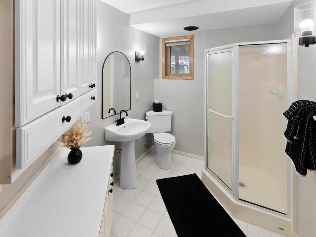 6460 Fallbrook Road Eden Prairie, MN 55344 - Photo 37 of 47