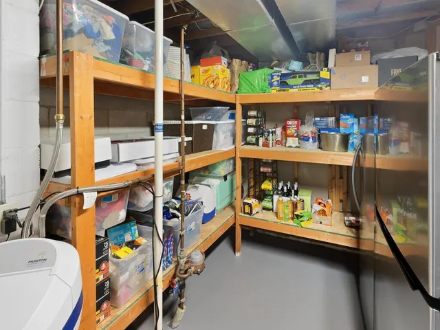 $600,000 | 6460 Fallbrook Road, Eden Prairie, MN 55344