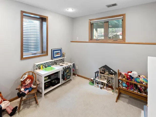 $600,000 | 6460 Fallbrook Road, Eden Prairie, MN 55344