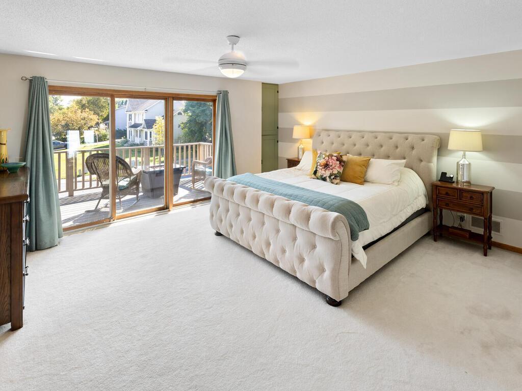 6460 Fallbrook Road Eden Prairie, MN 55344 - Photo 4 of 47