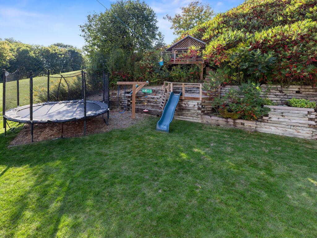 6460 Fallbrook Road Eden Prairie, MN 55344 - Photo 44 of 47