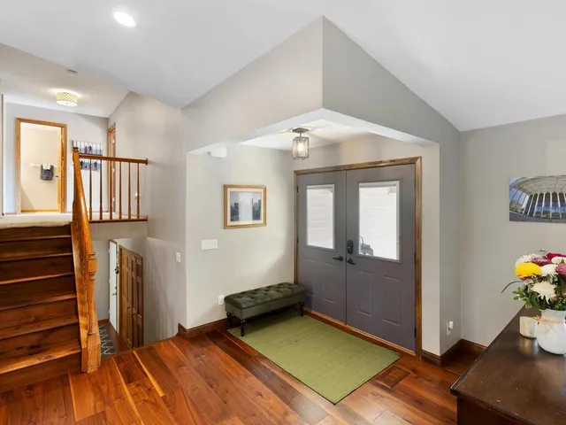 $600,000 | 6460 Fallbrook Road, Eden Prairie, MN 55344