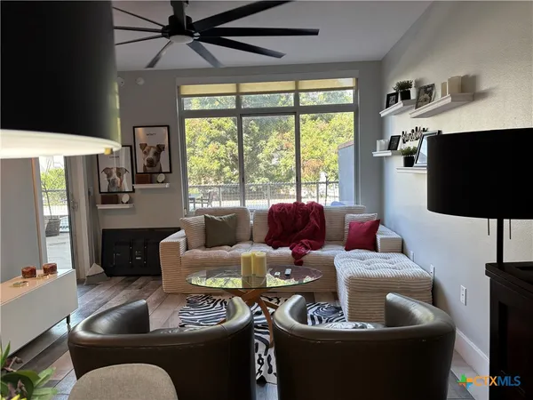 $399,000 | 54 Rainey Street, Austin, TX 78701