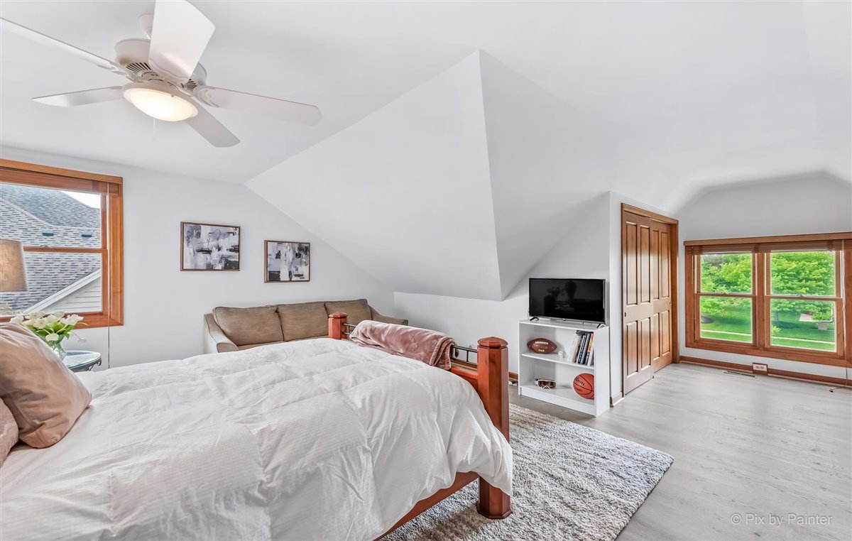 2804 Turnberry Road St. Charles, IL 60174 - Photo 32 of 57