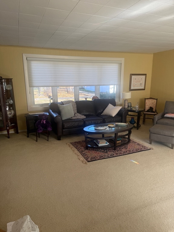 22 Nightingale Path Newton, MA 02459 - Photo 2 of 5