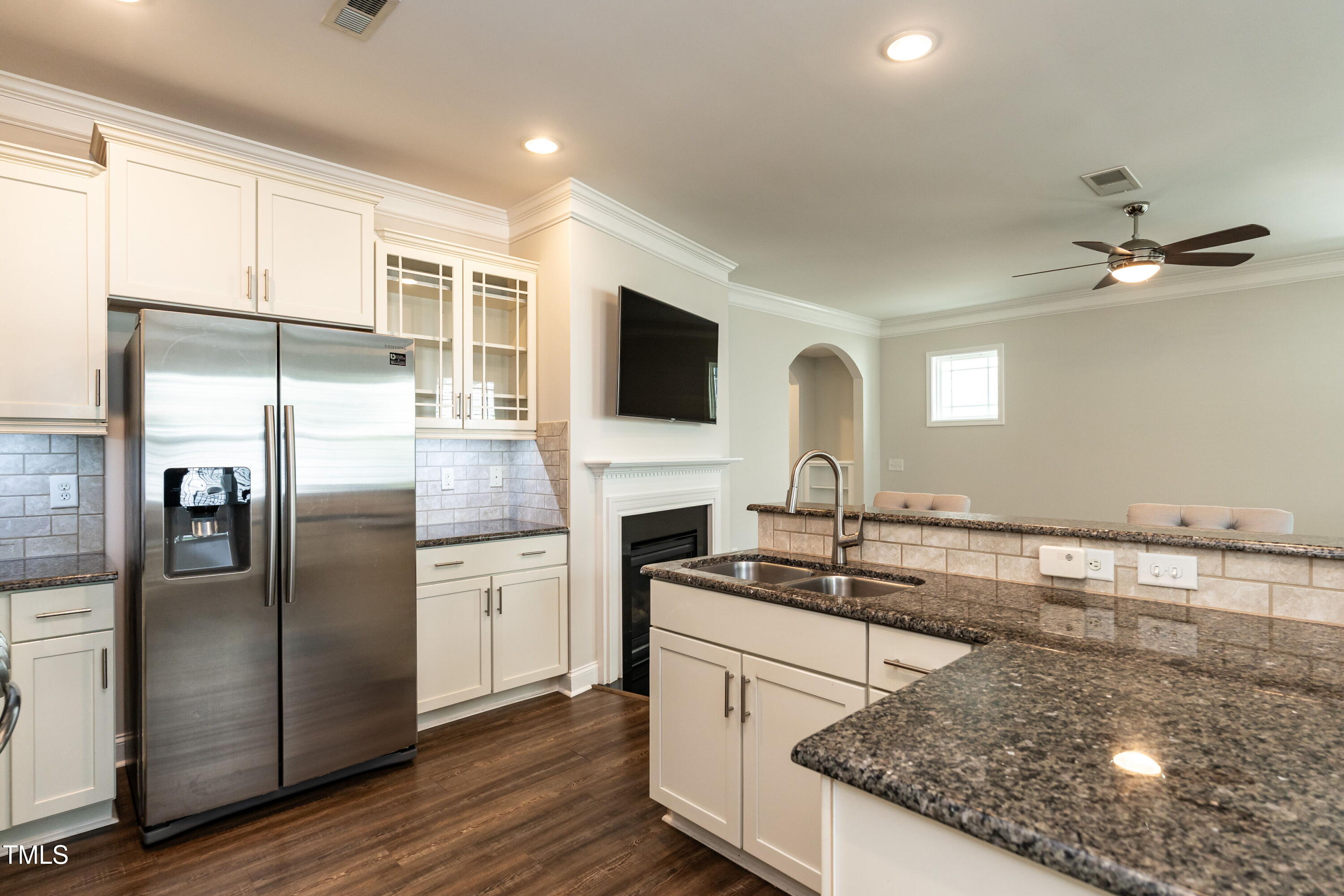 5638 Wade Park Boulevard Raleigh, NC 27607 - Photo 16 of 38 013-original-kitchen