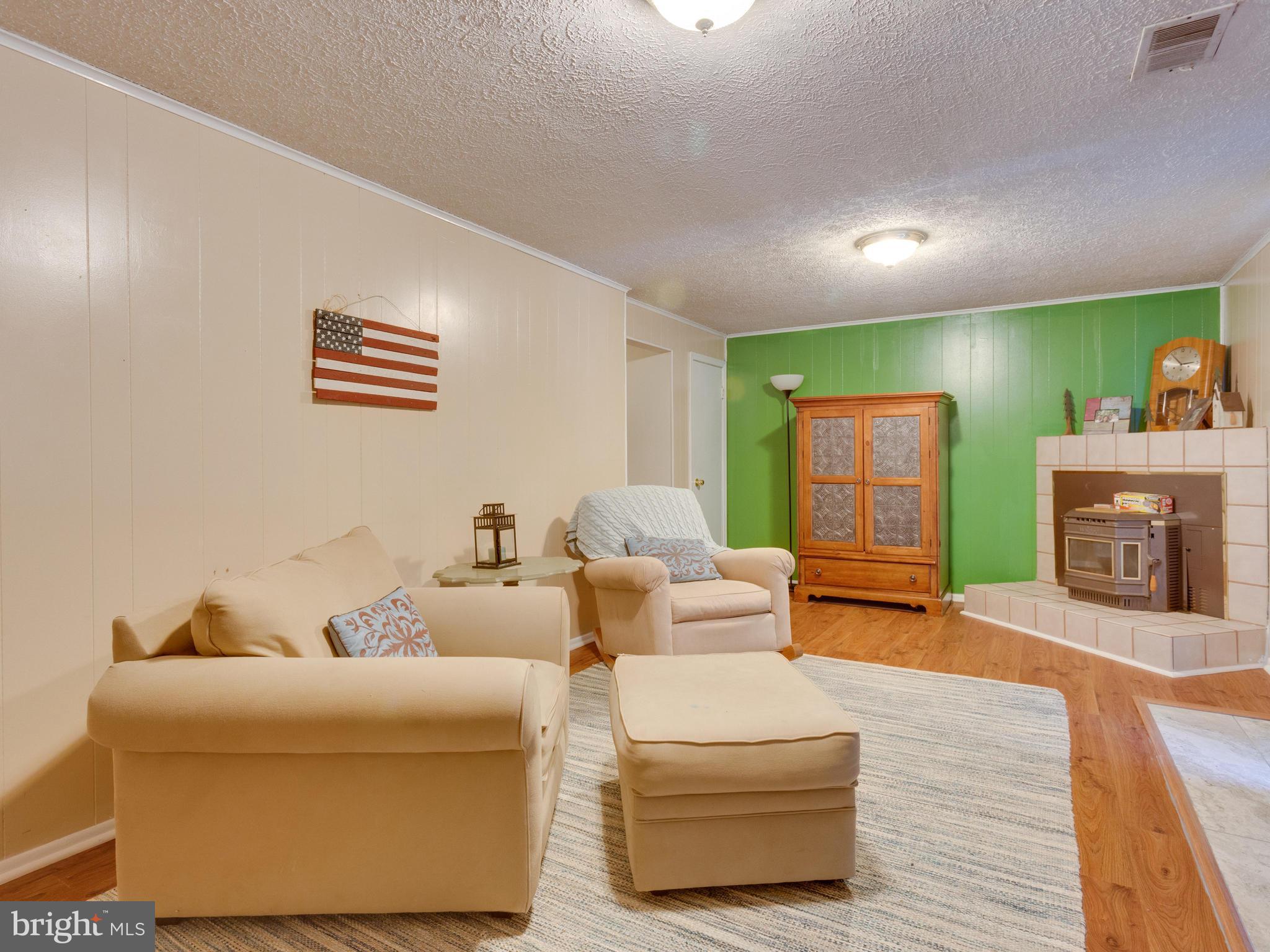 5698 Kirkham Court Springfield, VA 22151 - Photo 21 of 29 Family Room