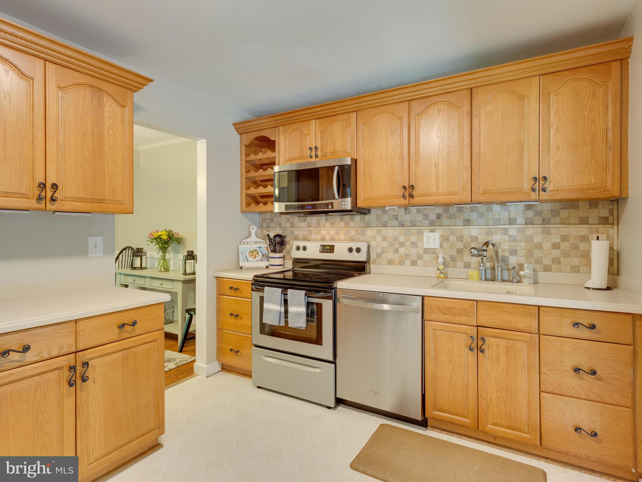 5698 Kirkham Court Springfield, VA 22151 - Photo 4 of 29 Kitchen