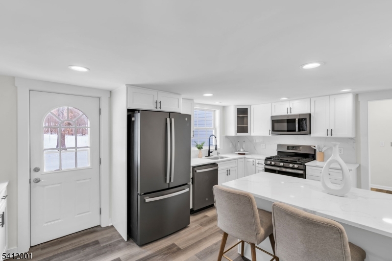 70 Lake Wallkill Road Vernon, NJ 07461 - Photo 10 of 33 Gallery Image 10