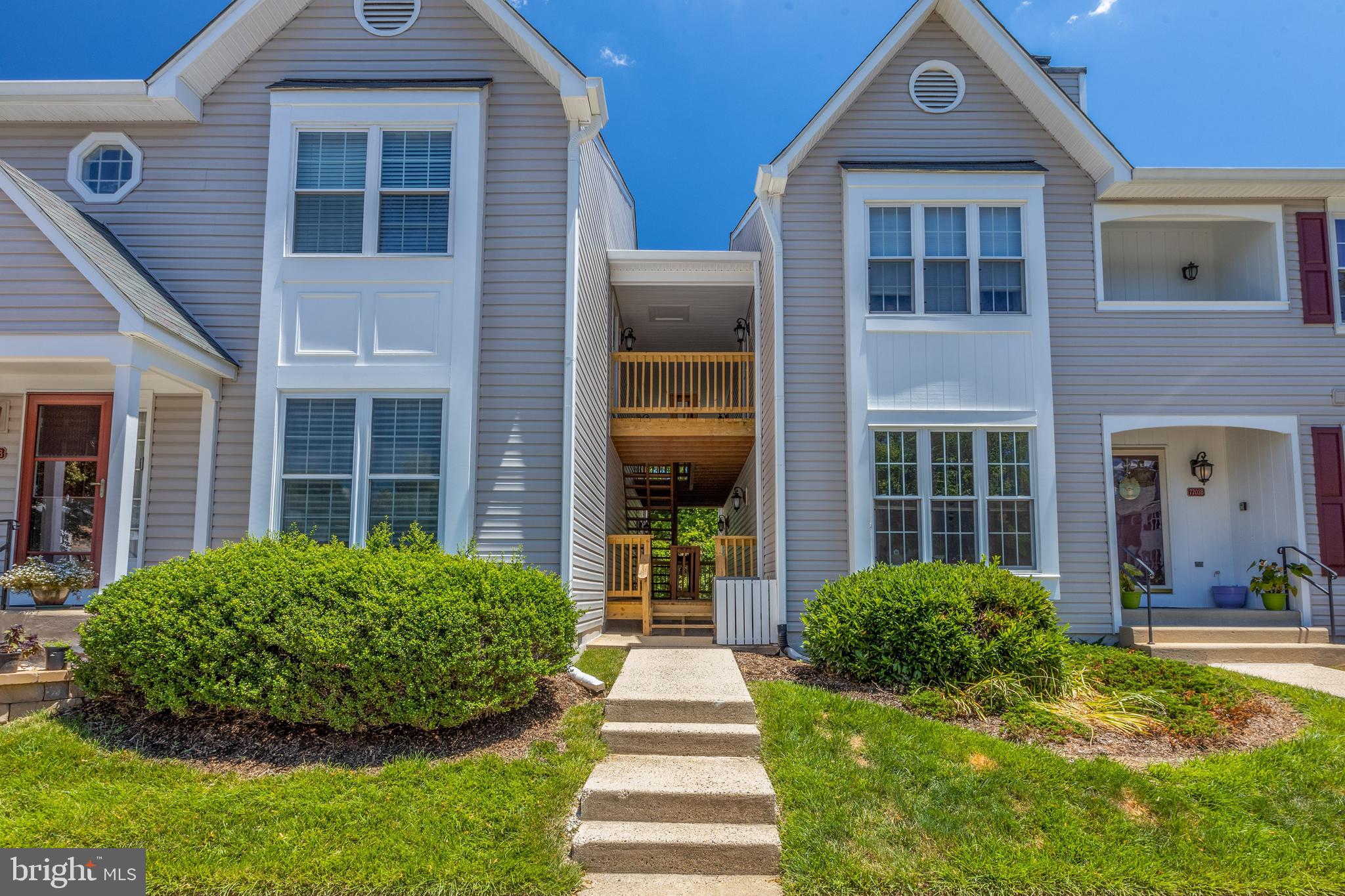7703 Lexton Place, Unit 30 Springfield, VA 22152 - Photo 2 of 27