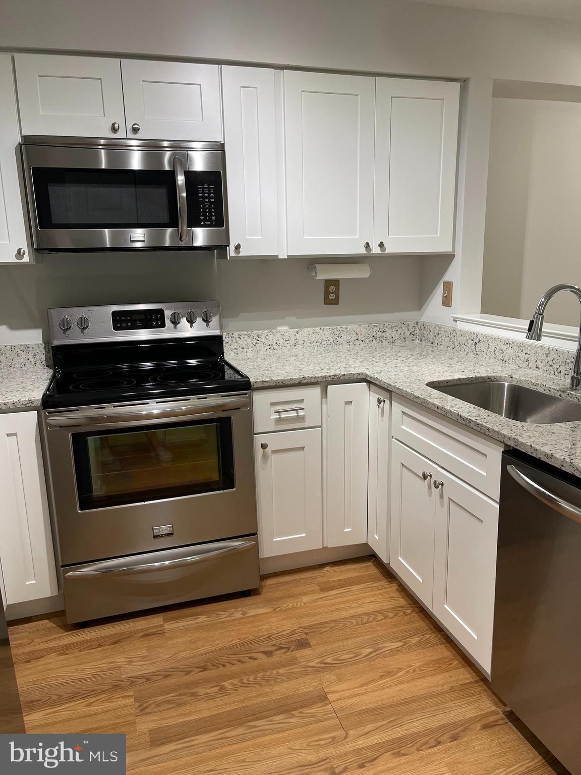 7703 Lexton Place, Unit 30 Springfield, VA 22152 - Photo 15 of 27