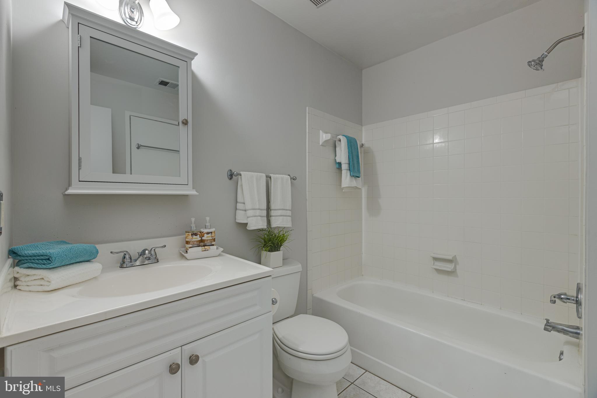 7703 Lexton Place, Unit 30 Springfield, VA 22152 - Photo 16 of 27