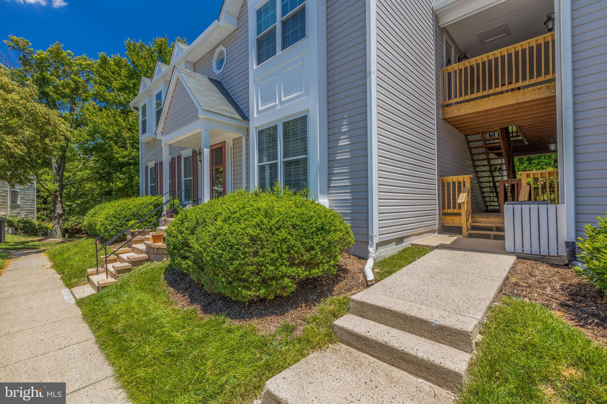 7703 Lexton Place, Unit 30 Springfield, VA 22152 - Photo 3 of 27