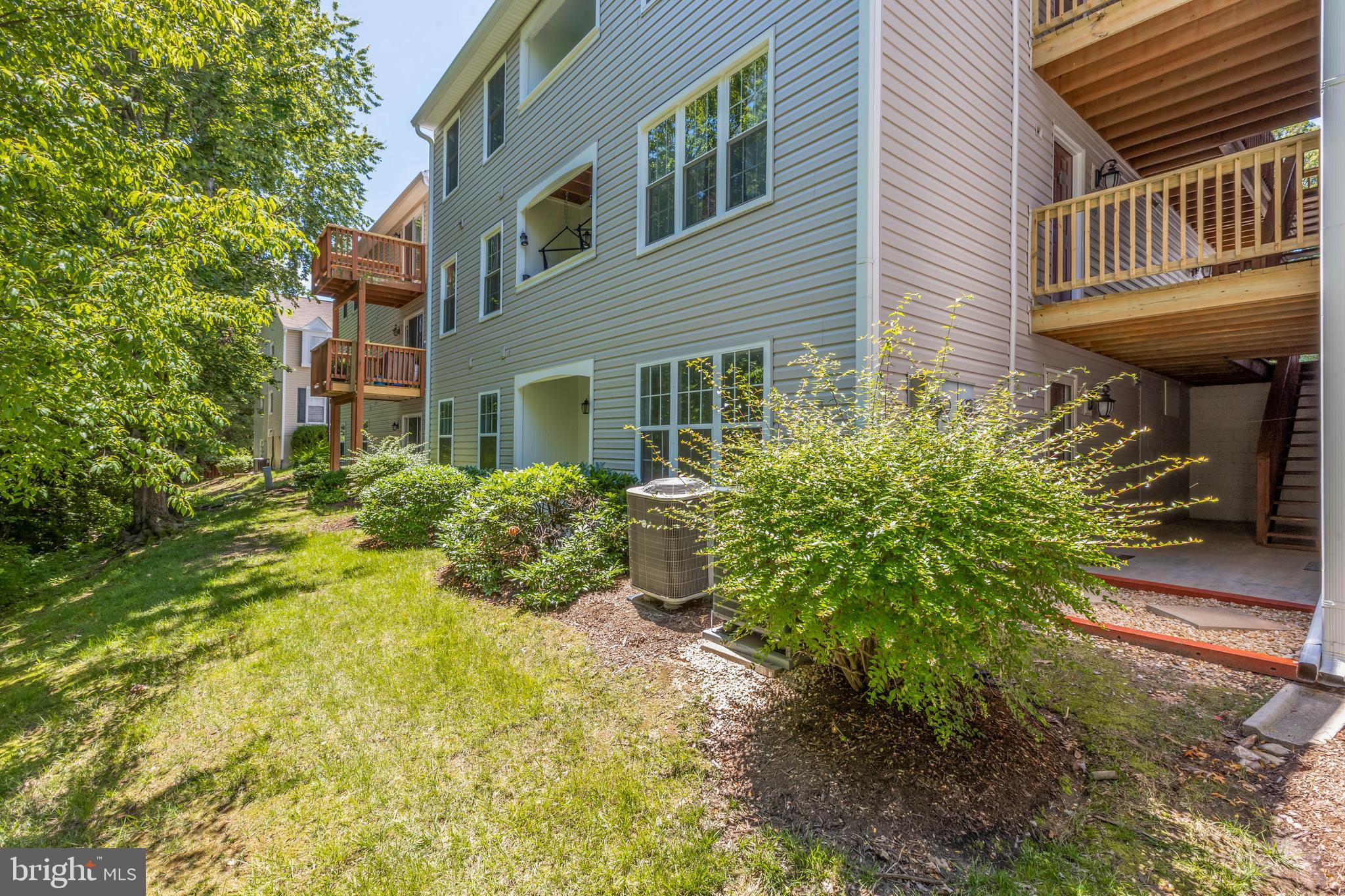 7703 Lexton Place, Unit 30 Springfield, VA 22152 - Photo 5 of 27