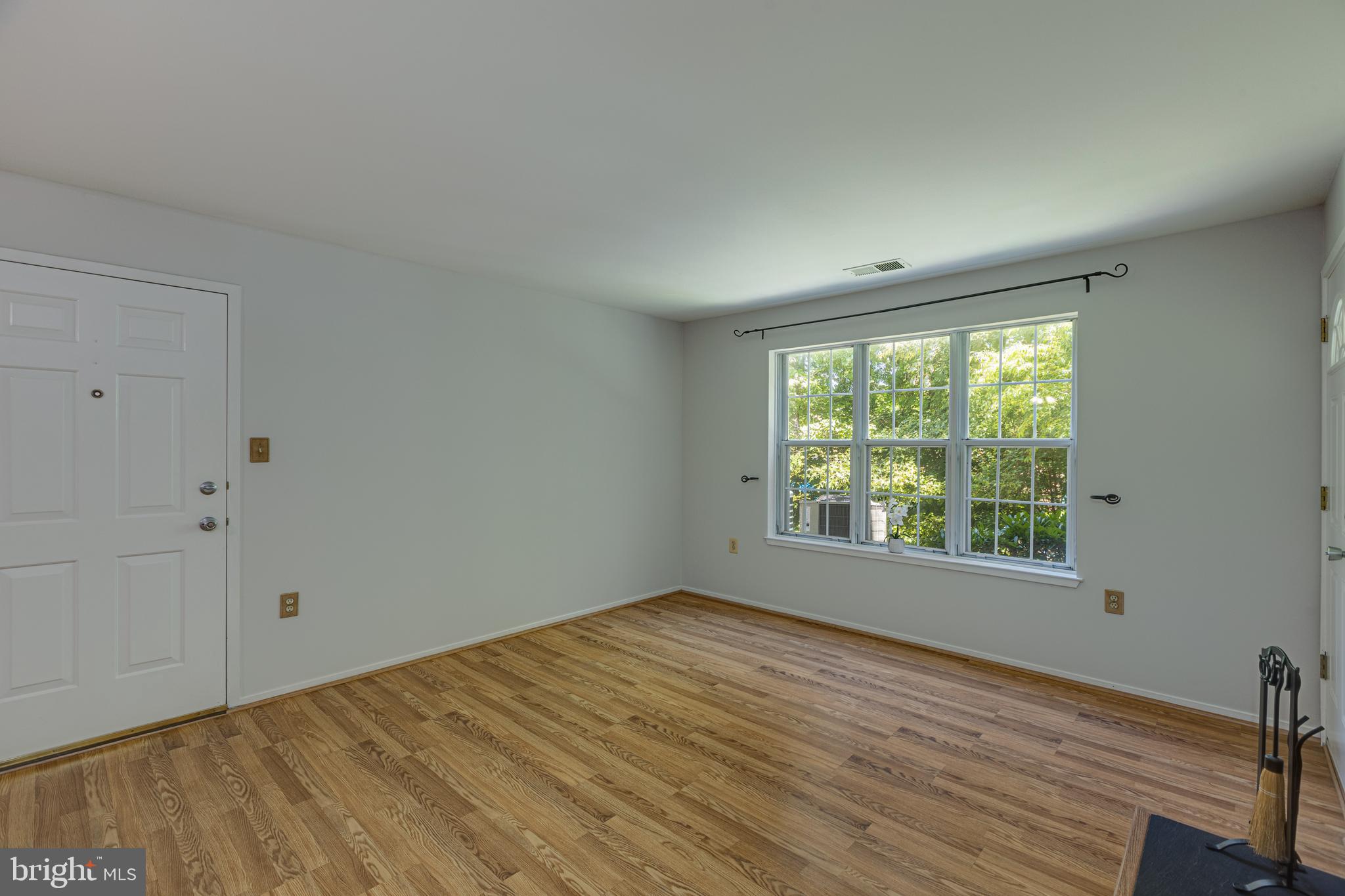 7703 Lexton Place, Unit 30 Springfield, VA 22152 - Photo 6 of 27
