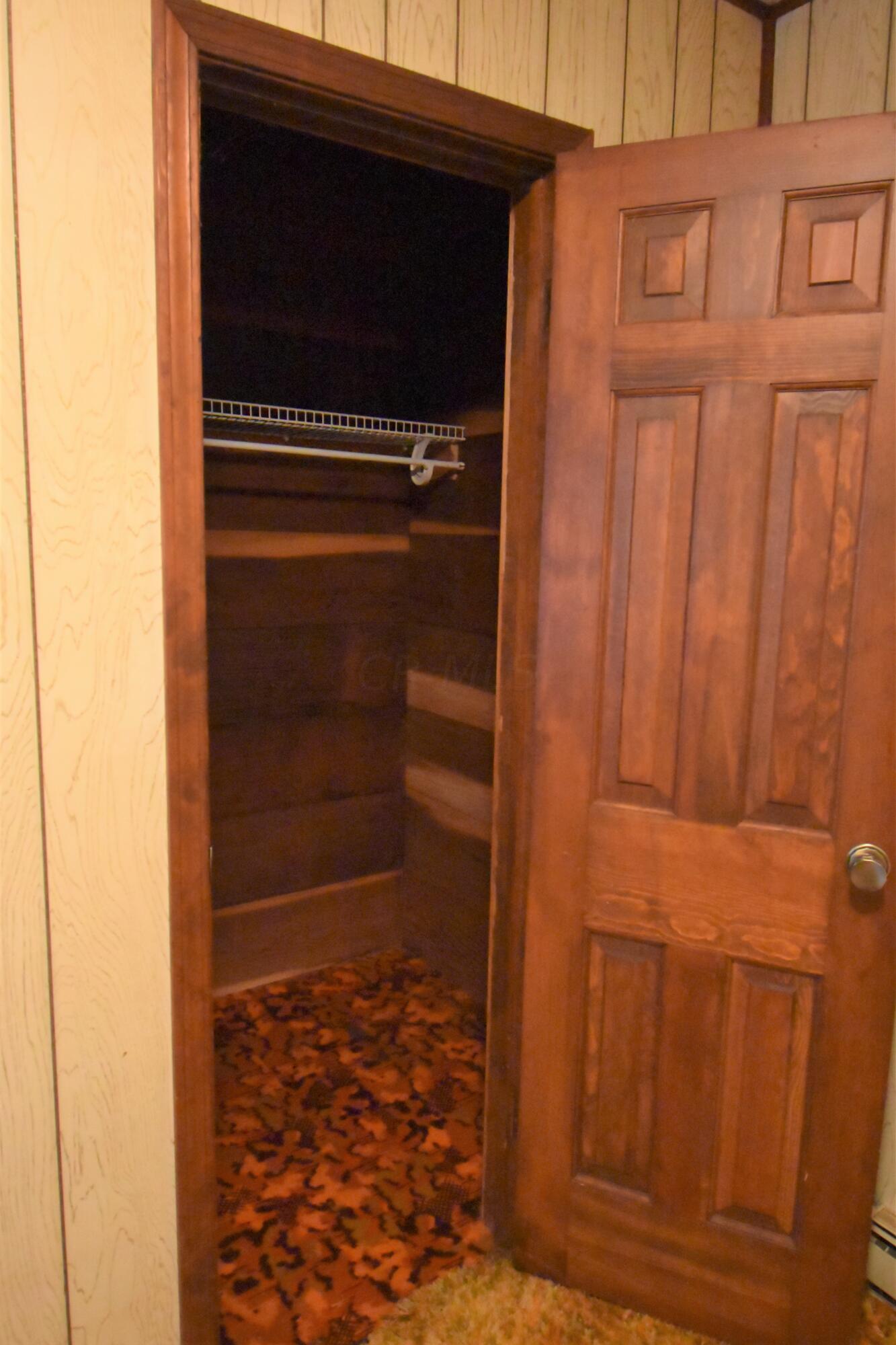 428 Coover Road Delaware, OH 43015 - Photo 20 of 41 Sauna Closet