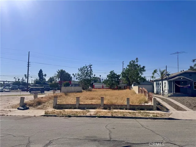 a view of a terrace view