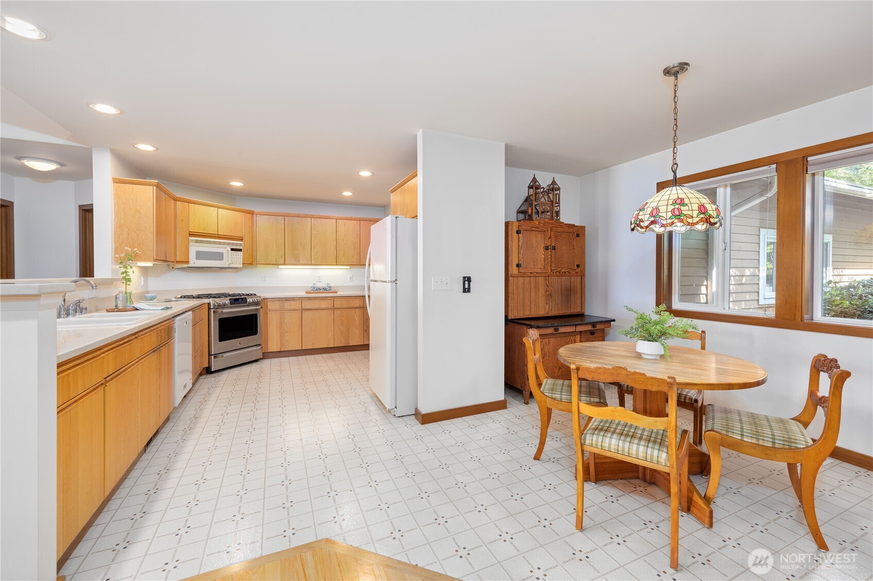 24565 Johnson Road Northwest Poulsbo, WA 98370 - Photo 15 of 40 Gallery Image 15