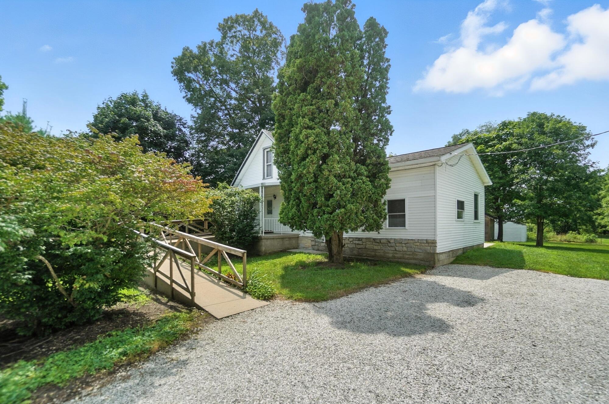 910 South Alcony-Conover Road Troy, OH 45373 - Photo 3 of 55