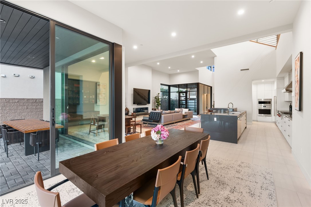 569 Overlook Rim Drive Henderson, NV 89012 - Photo 21 of 73