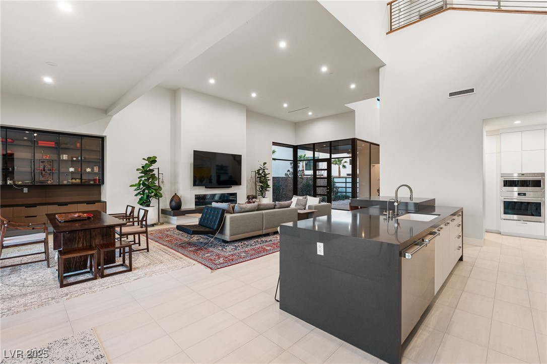 569 Overlook Rim Drive Henderson, NV 89012 - Photo 22 of 73