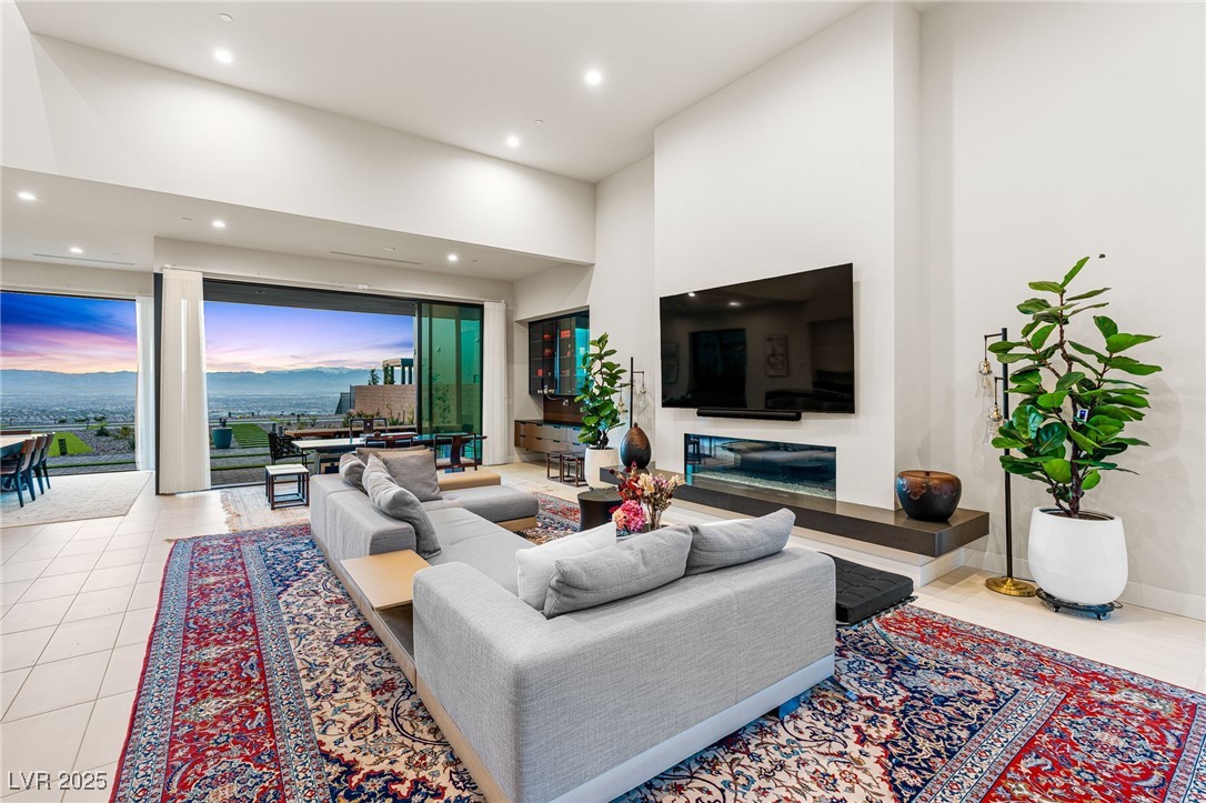 569 Overlook Rim Drive Henderson, NV 89012 - Photo 31 of 73