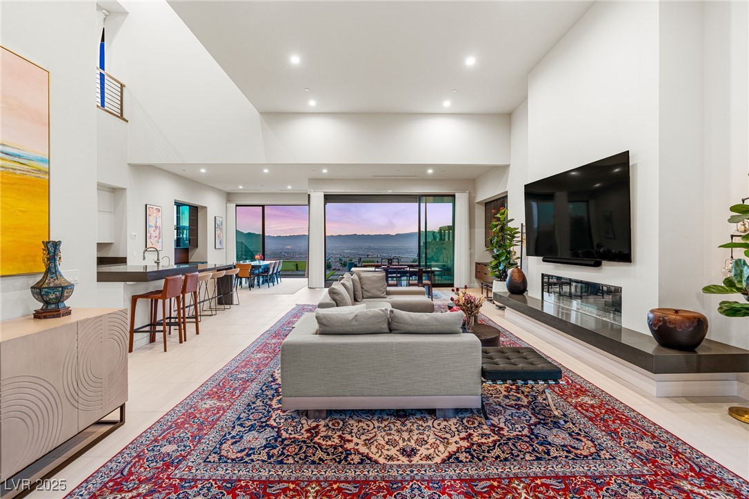 569 Overlook Rim Drive Henderson, NV 89012 - Photo 32 of 73