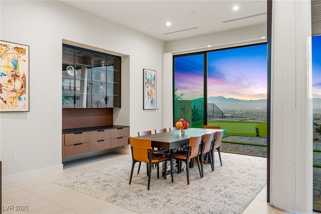 569 Overlook Rim Drive Henderson, NV 89012 - Photo 33 of 73