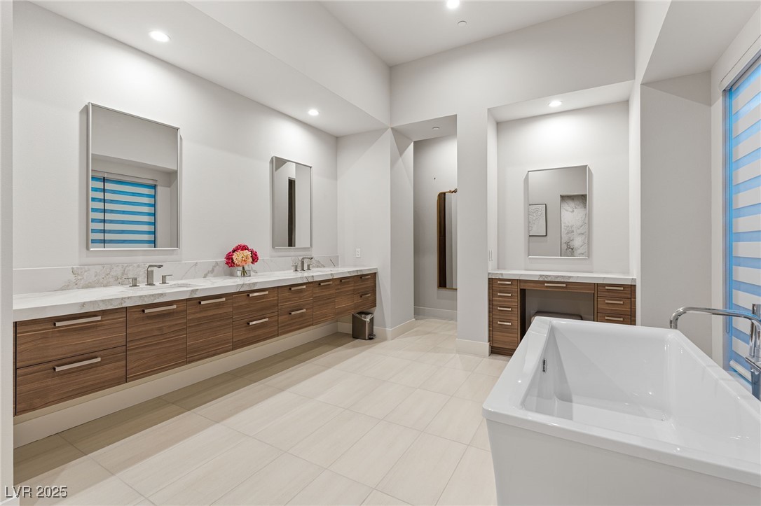 569 Overlook Rim Drive Henderson, NV 89012 - Photo 47 of 73