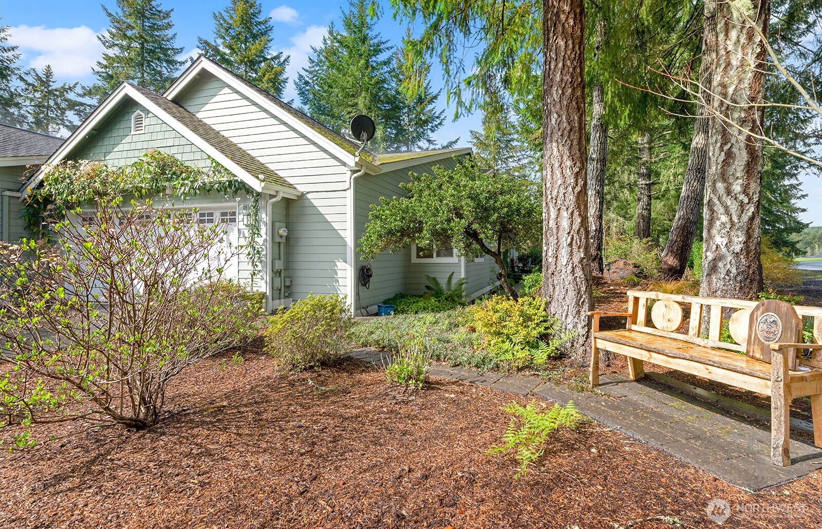 321 East Soderberg Road, Unit E 14 Allyn, WA 98524 - Photo 4 of 40