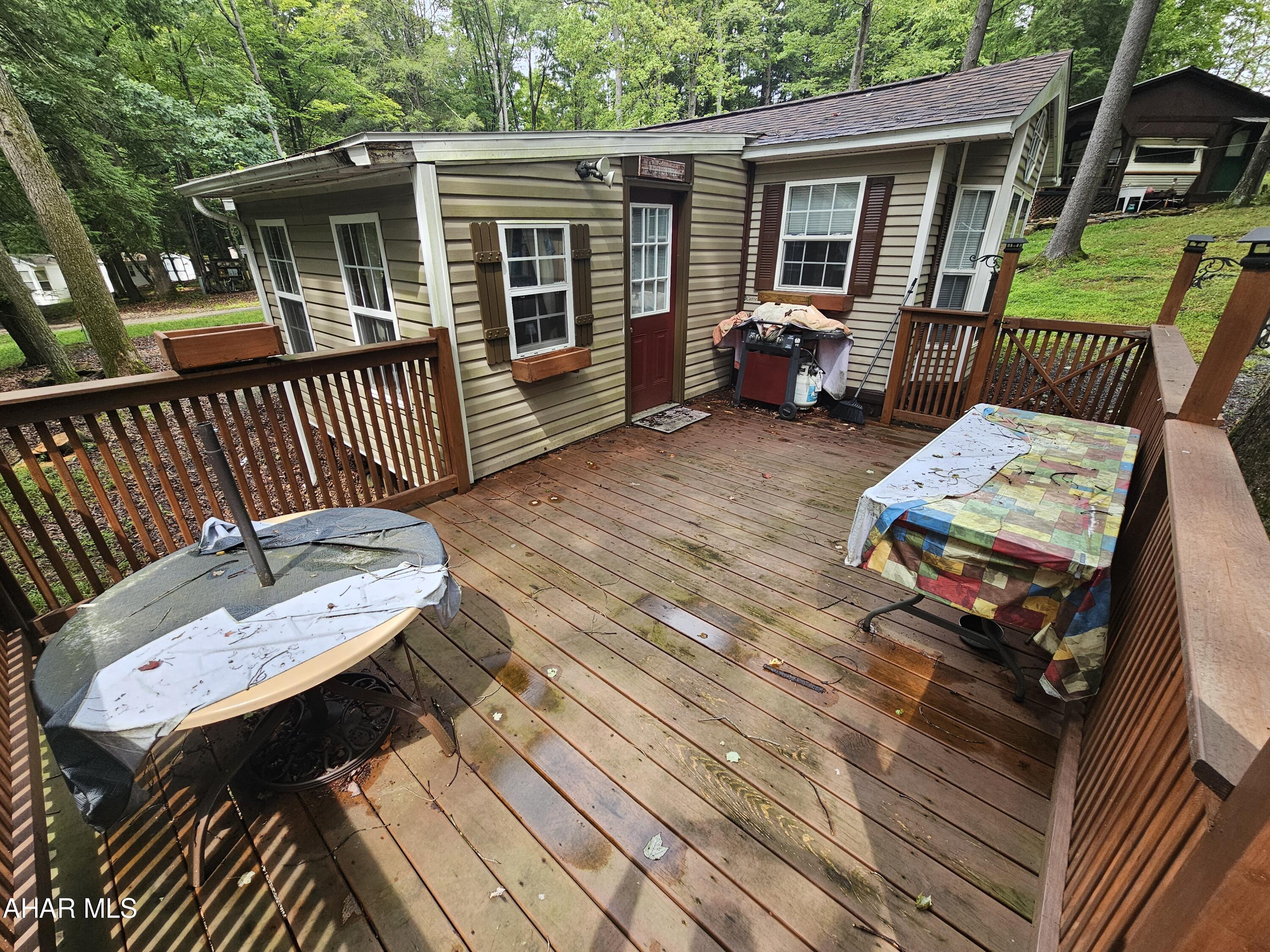120-122 Butternut Circle Flinton, PA 16640 - Photo 6 of 19