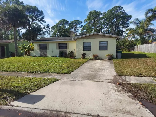 $2,500 | 1070 Lee Avenue, Rockledge, FL 32955