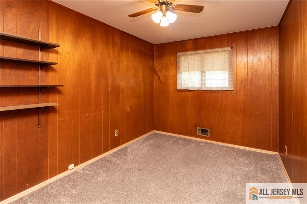 10 Eardley Road Edison, NJ 08817 - Photo 20 of 38