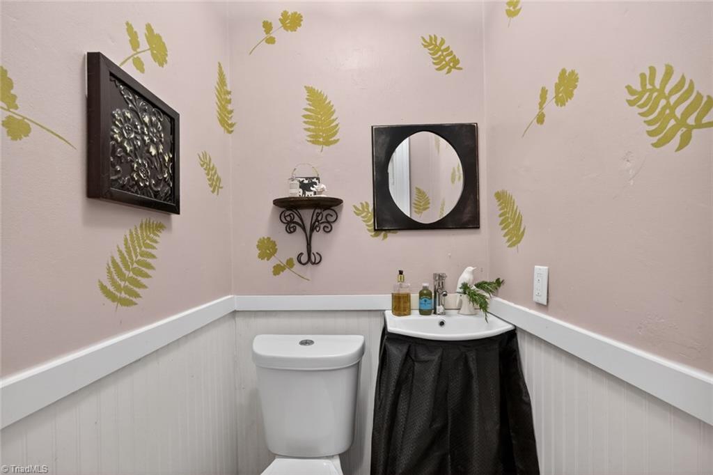 2405 Oak Ridge Road Oak Ridge, NC 27310 - Photo 18 of 43 Gallery Image 18