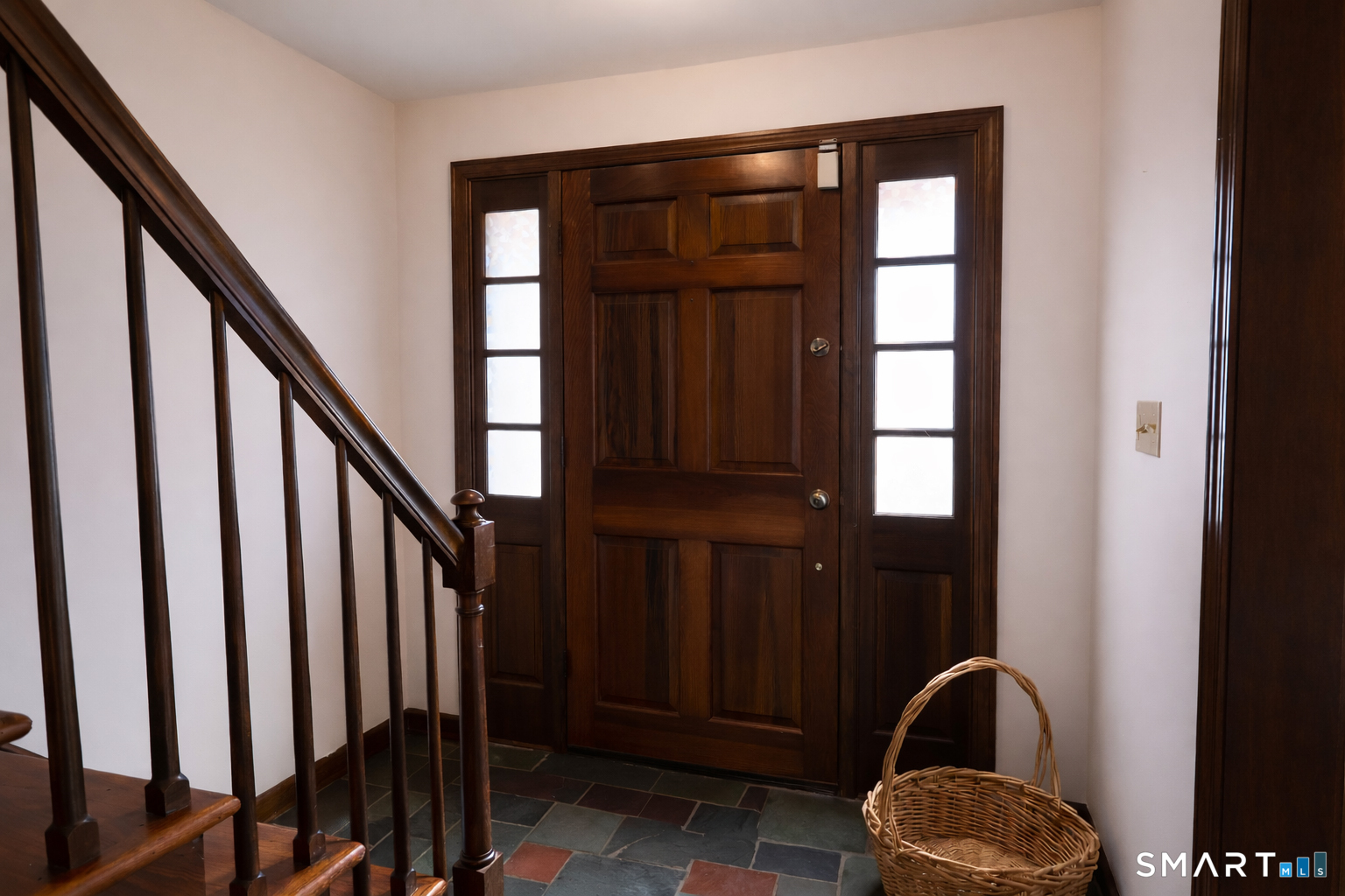 52 Great Ring Road Newtown, CT 06482 - Photo 7 of 40