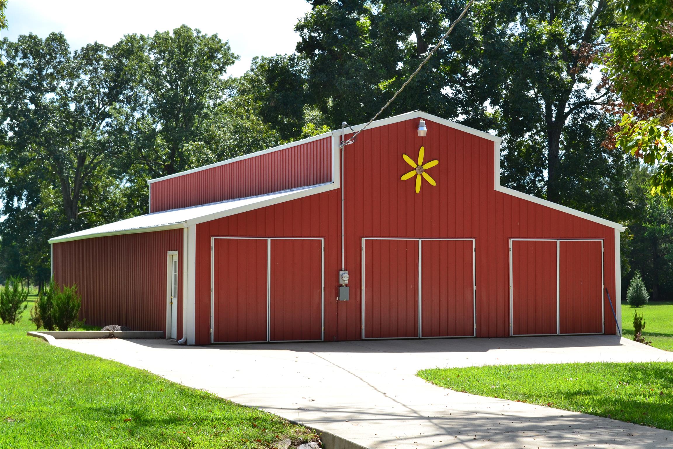 340 Eastover Road Lebanon, TN 37090 - Photo 2 of 20 BARN 38X60 WITH CONCRETE FLOOR, WITH ELECTRICITY AND OWN BREAKER BOX & METER