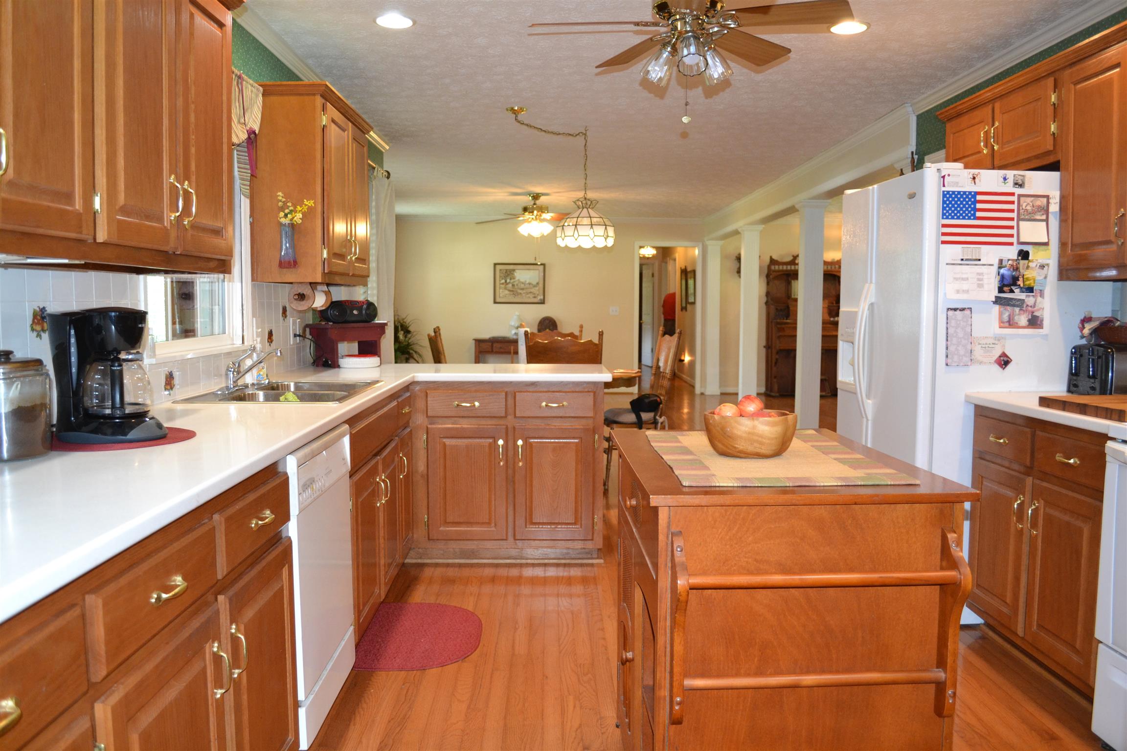 340 Eastover Road Lebanon, TN 37090 - Photo 4 of 20 KITCHEN HAS SOLID SURFACE COUNTERTOPS, HARDWOOD FLOORS, ISLAND, SUBWAY TILE BACKSPLASH