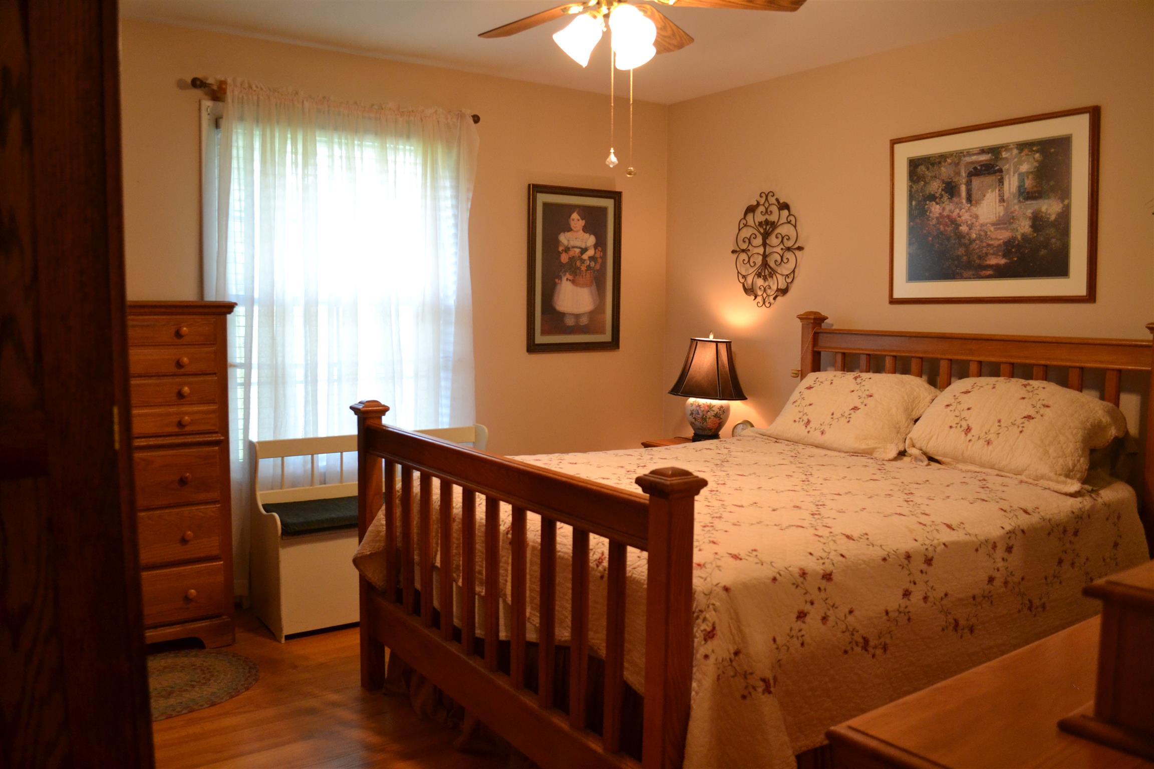340 Eastover Road Lebanon, TN 37090 - Photo 7 of 20 HOME HAS 3 BR 2 BATH; ALL BEDROOMS HAS HDWD FLOORS
