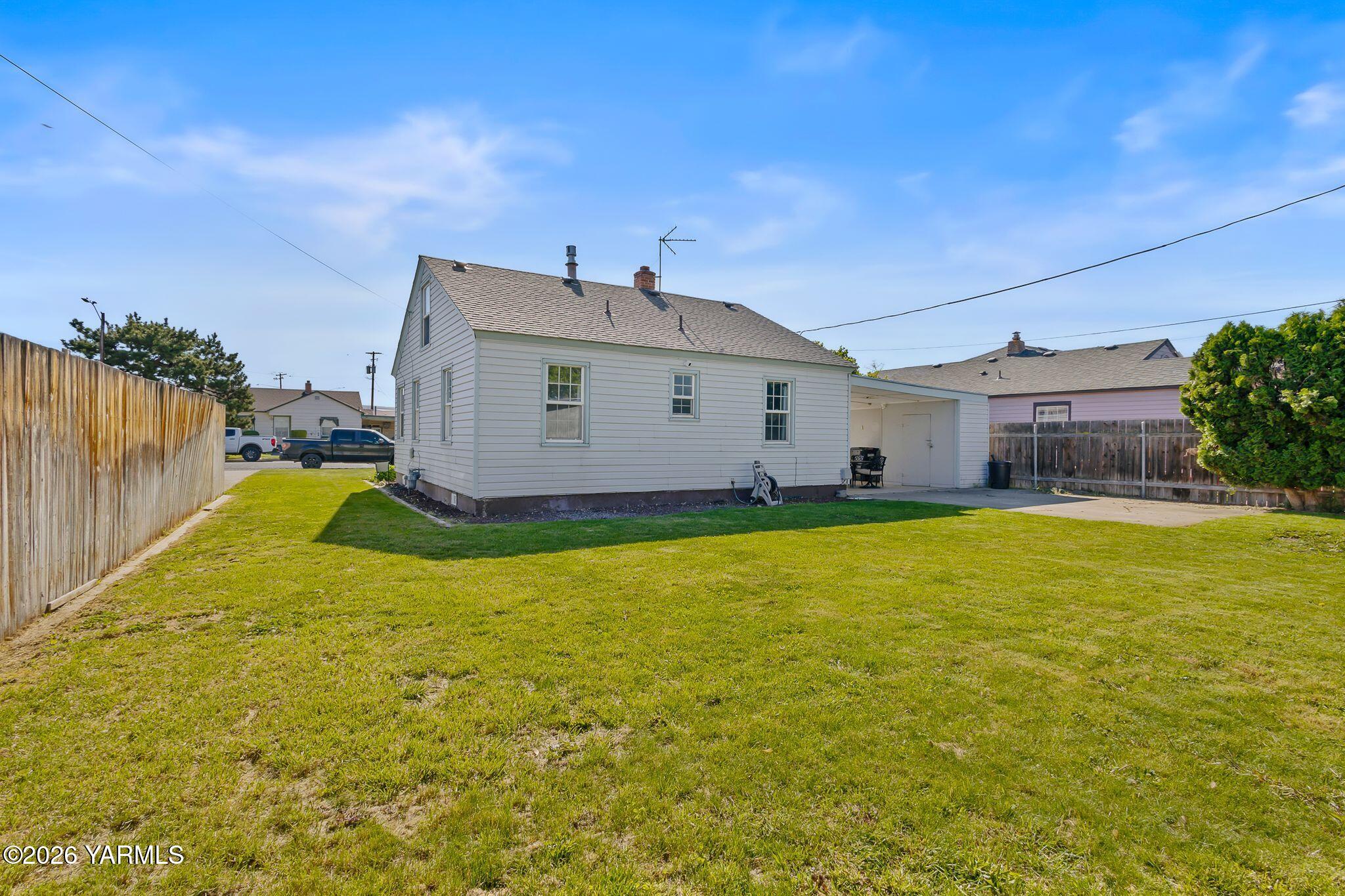 2608 4th Street Union Gap, WA 98903 - Photo 20 of 22 2608 4th St-20