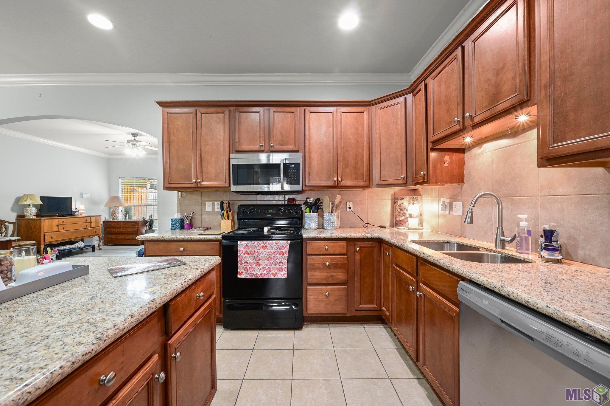 4000 Mchugh Road, Unit 32 Zachary, LA 70791 - Photo 6 of 17 Gallery Image 6